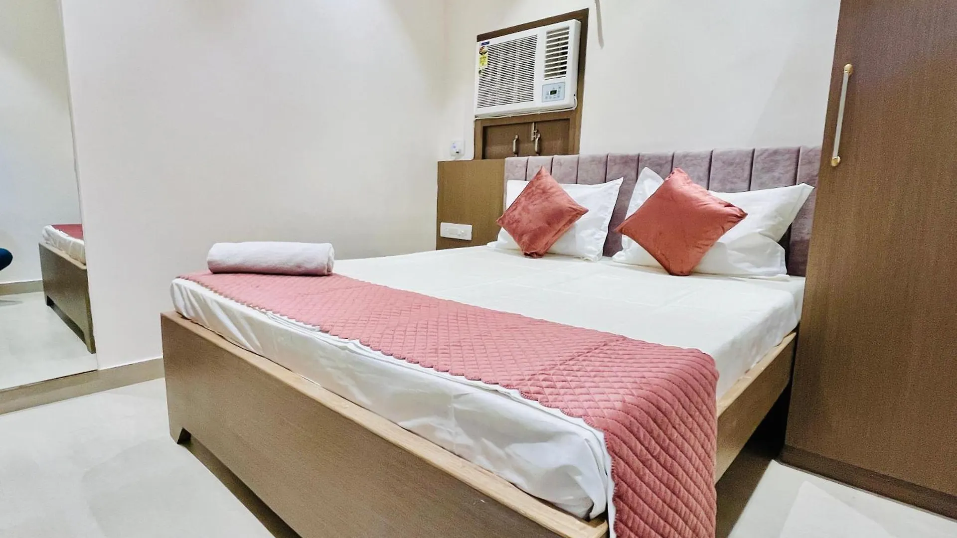 Shri Kashi Vas Bed and Breakfast Varanasi