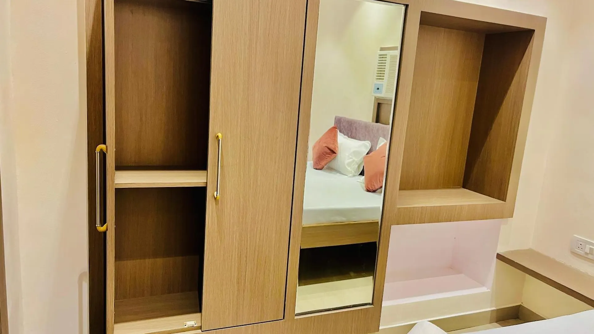 Bed & Breakfast Shri Kashi Vas Bed and Breakfast Varanasi